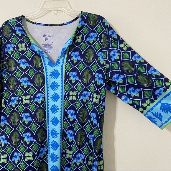 Guy Harvey Tunic Pullover Stretch Beach Boating Fishing Size M - Picture 2 of 11